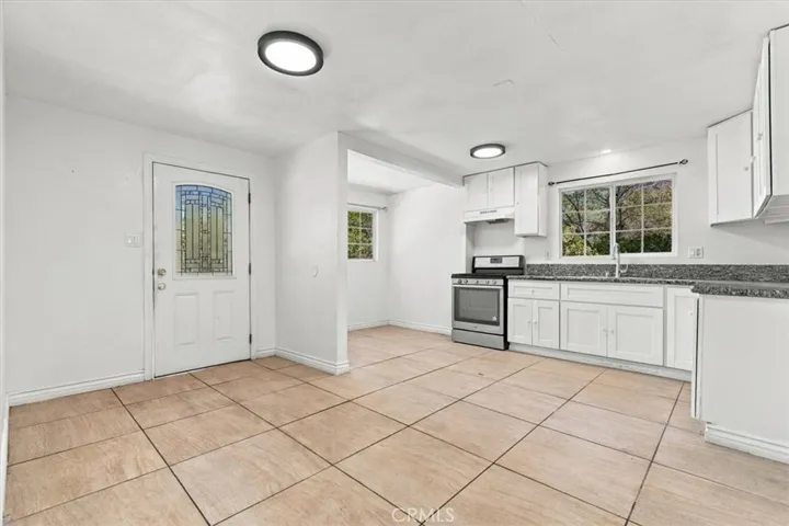 10058 Sunland, Sunland, California 91040 — photo 5