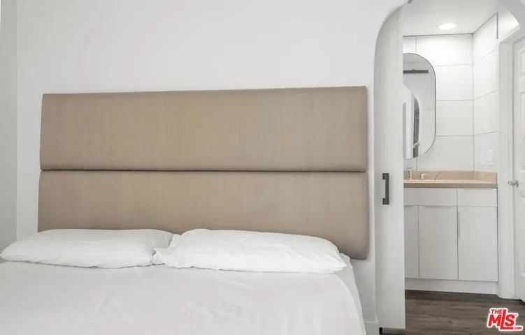 620 S Gramercy Place 206, Los Angeles, California 90005 — photo 5