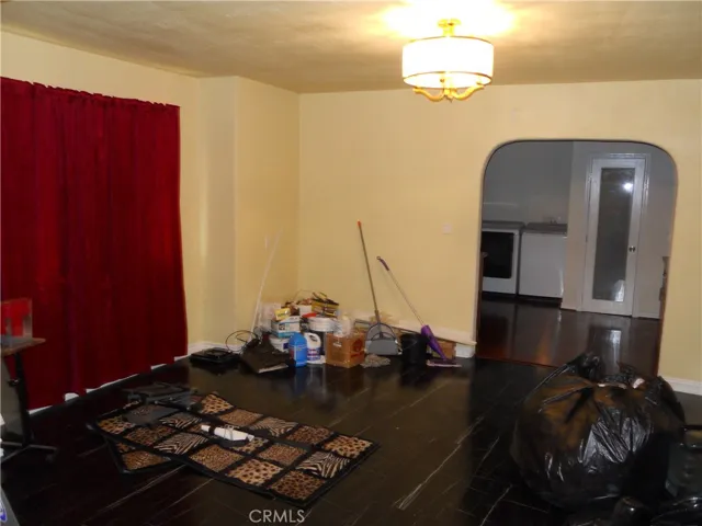 DINNING ROOM