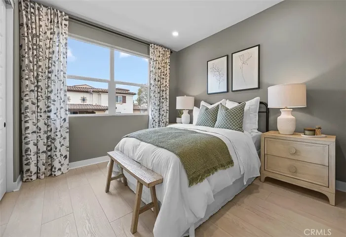Builder Model-Guest Bed