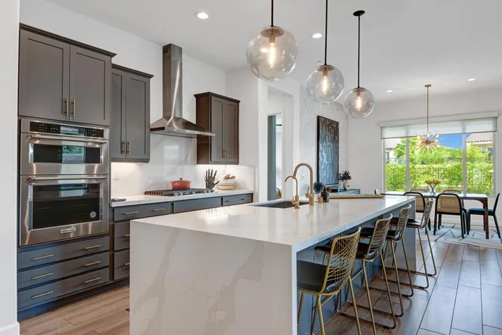 KITCHEN.jpg mls