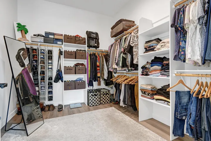 PRIMARY WALK IN CLOSET.jpg mls