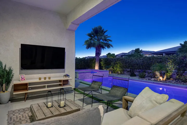NIGHT COVERED PATIO.jpg mls