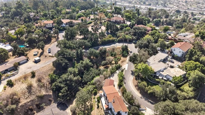 943 Hillcrest Drive, Pomona, California 91768 — photo 4
