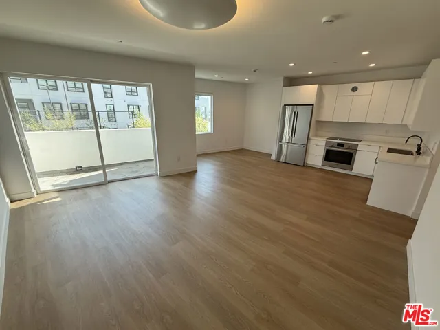 1130 N Orange Drive 403a, Los Angeles, California 90038 — photo 4