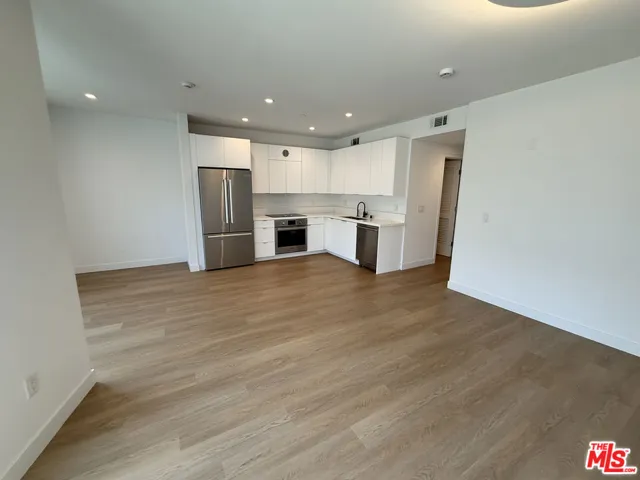 1130 N Orange Drive 403a, Los Angeles, California 90038 — photo 5