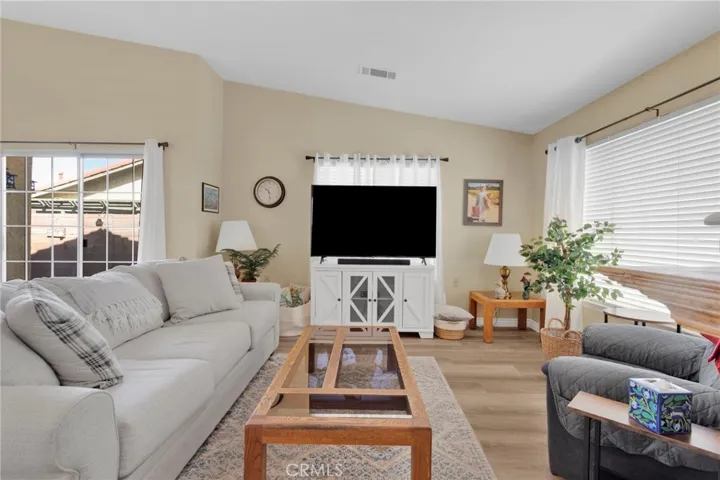 13032 Rainwood Court, Victorville, California 92395 — photo 5