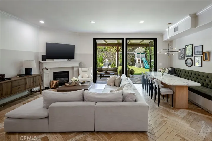 4223 Gentry Avenue, Studio City, California 91604 — photo 5