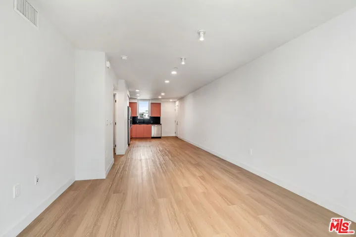 10601 Washington Boulevard 514, Los Angeles, California 90232 — photo 5
