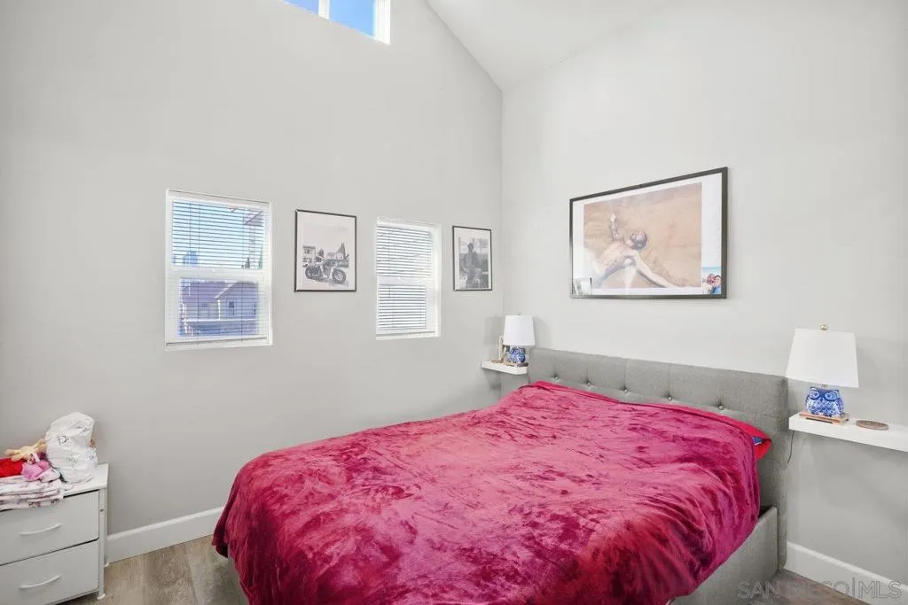 Bedroom in Pool house with Separate entrance