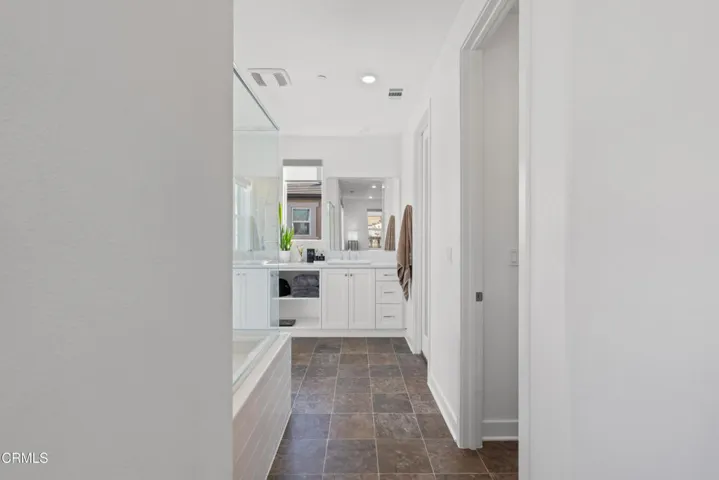 master bath 1