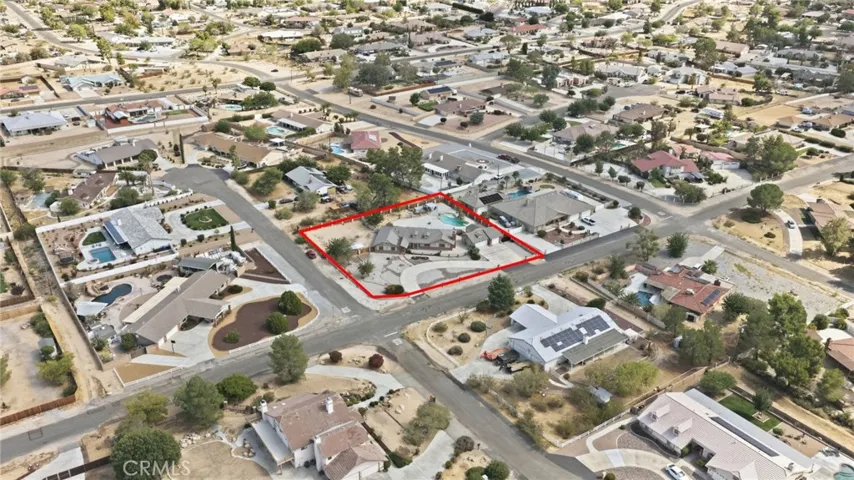 19989 Cronese, Apple Valley, California 92308 — photo 4