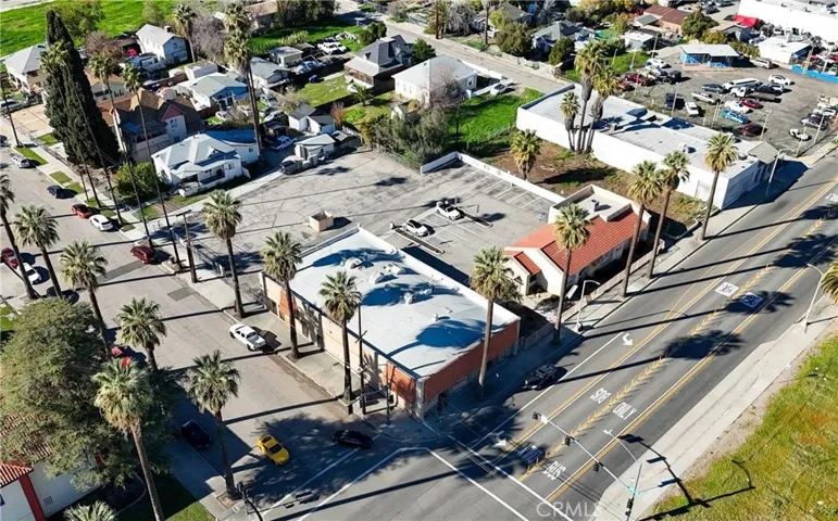 820 N E, San Bernardino, California 92410 — photo 4