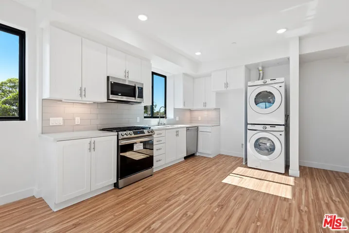 11600 National Boulevard #305, Los Angeles, California 90064 — photo 5