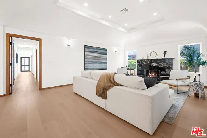 348 S Orange Drive, Los Angeles, California 90036 — photo 5
