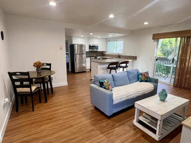 155 Rosebay Drive 37, Encinitas, California 92024 — photo 4