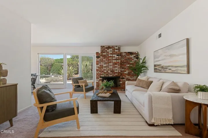 05-Living Room