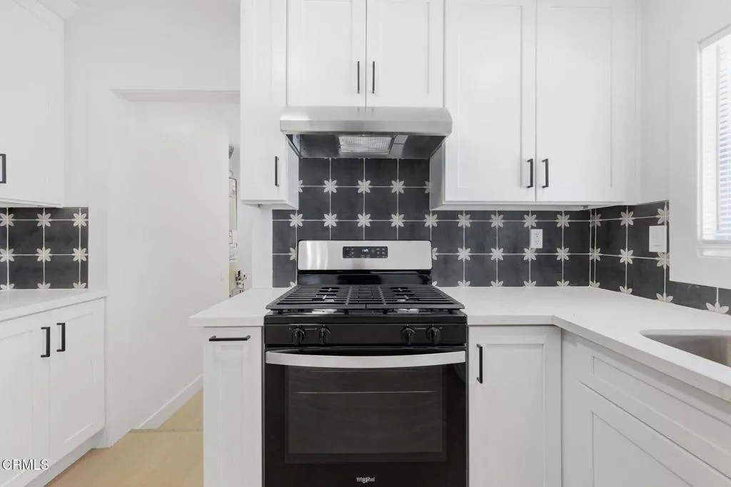 59-web-or-mls-108_Barry_Dr_Ventura_CA_93