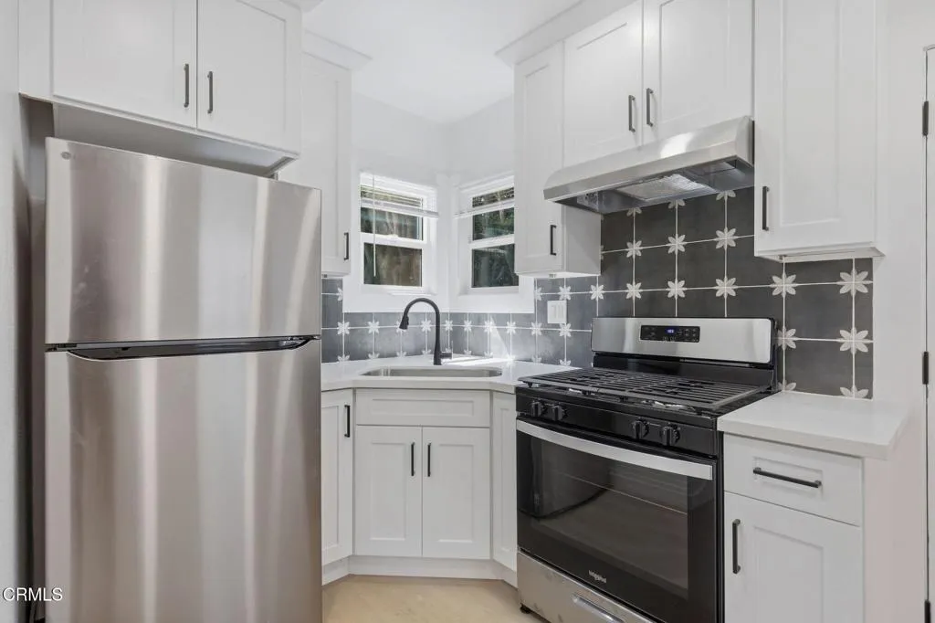 45-web-or-mls-108_Barry_Dr_Ventura_CA_93