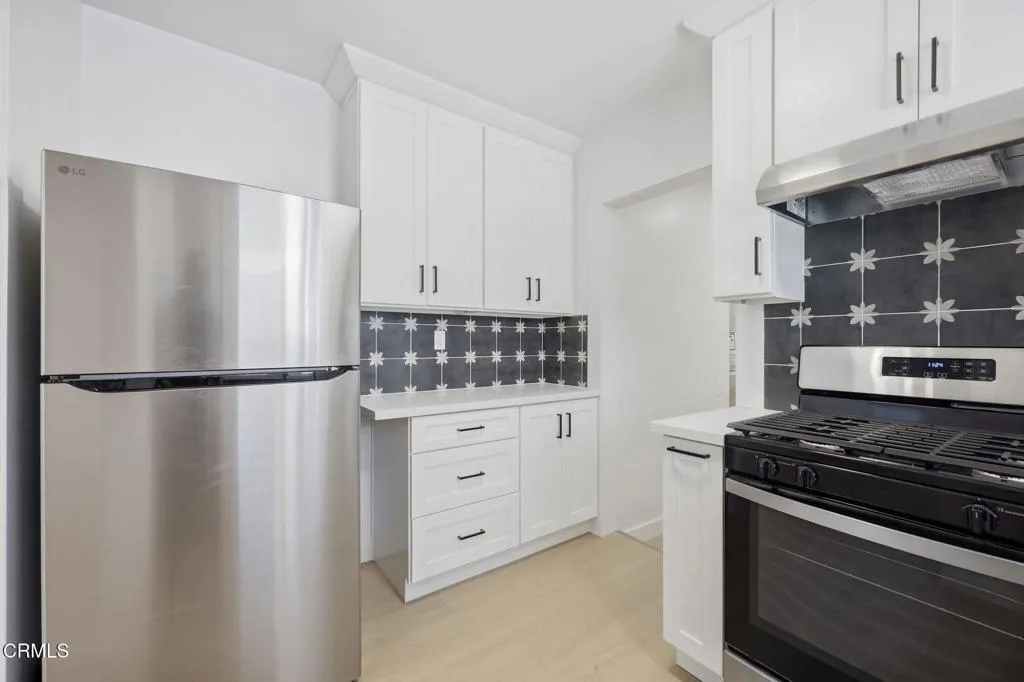 57-web-or-mls-108_Barry_Dr_Ventura_CA_93