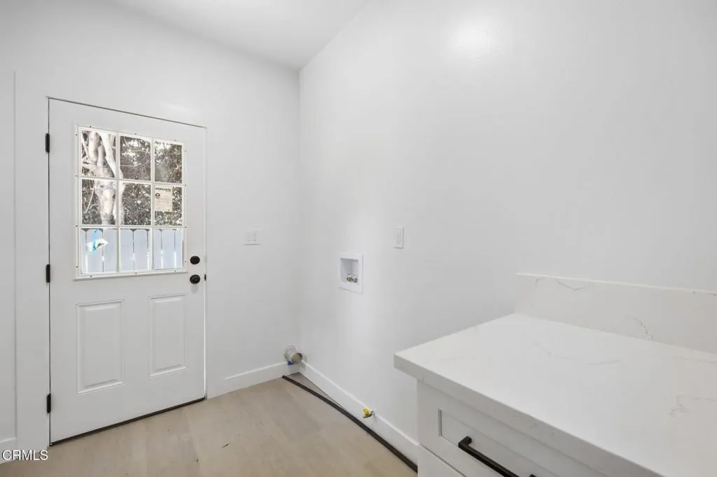 60-web-or-mls-108_Barry_Dr_Ventura_CA_93