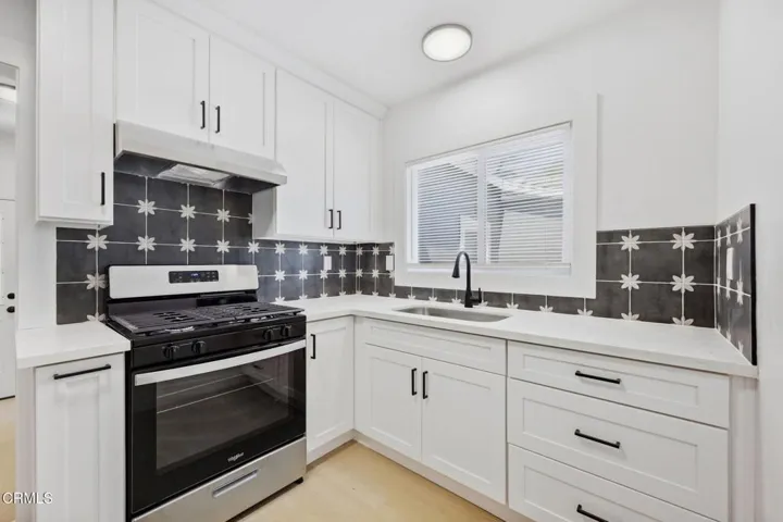 56-web-or-mls-108_Barry_Dr_Ventura_CA_93