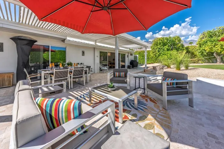 16-Photo-16