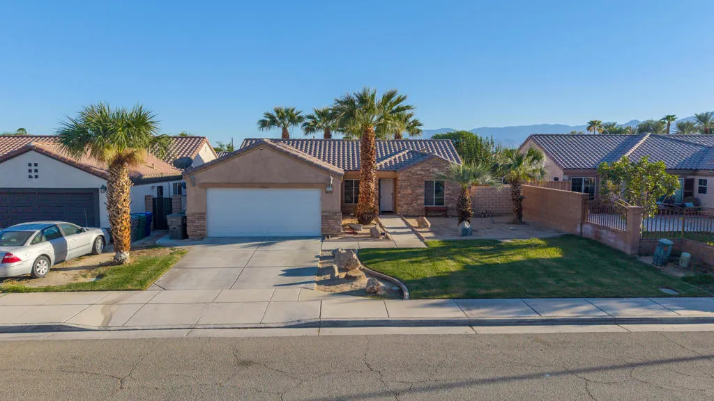 84119 ave europa (57)