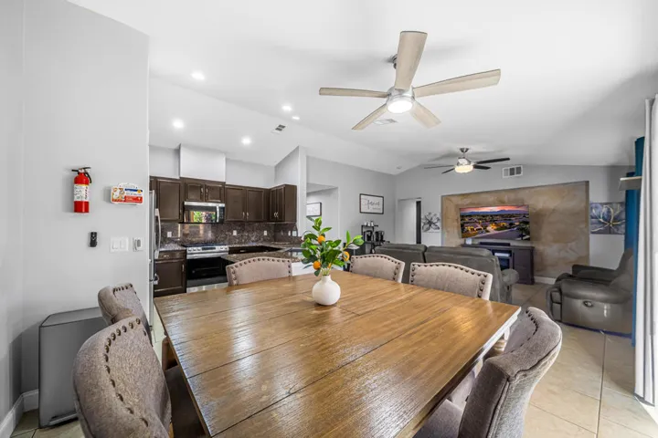 84119 ave europa (17)