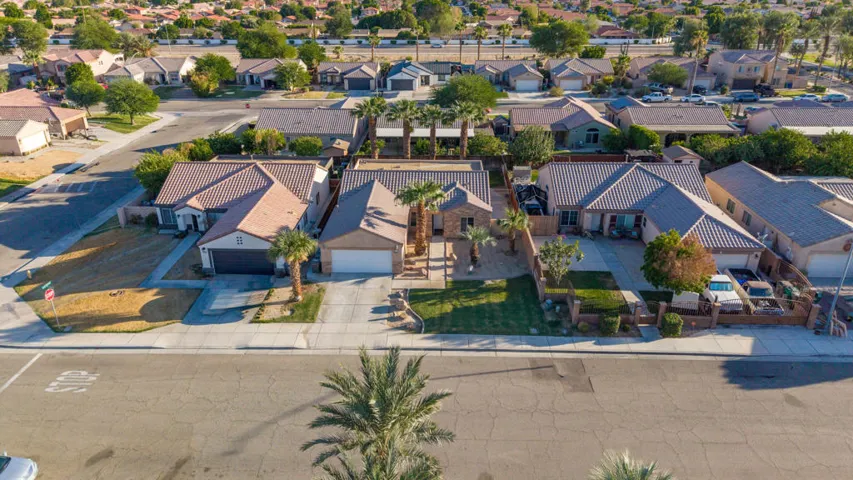 84119 ave europa (64)