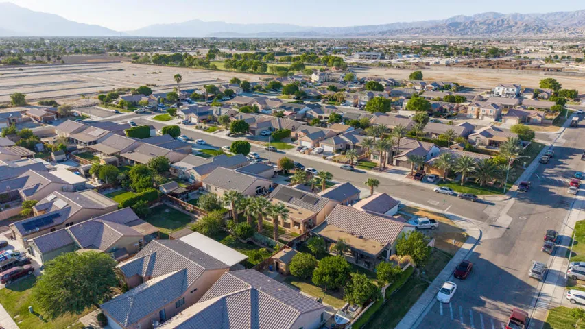 84119 ave europa (69)