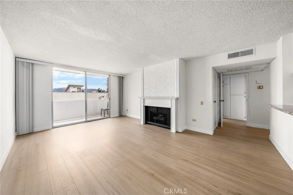 421 S La Fayette Park Pl #726