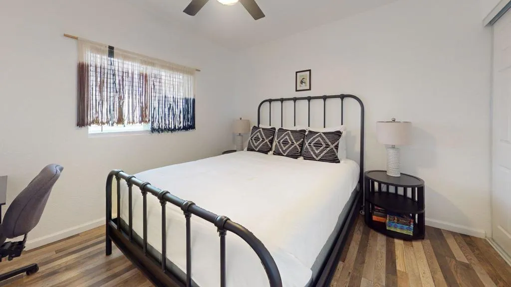 28-web-or-mls-60644-Lathem-Bedroom 3