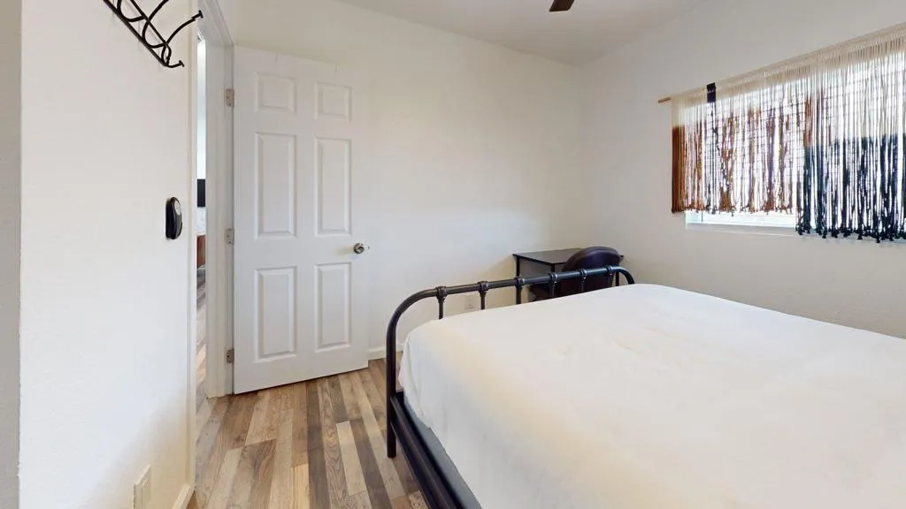 3-web-or-mls-60644-Lathem-Bedroom