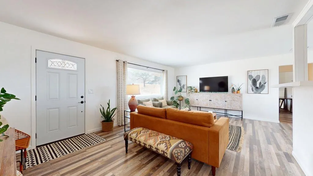 16-web-or-mls-60644-Lathem-09252026_1816