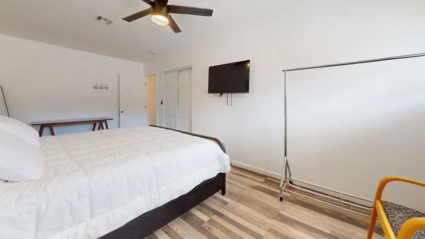 2-web-or-mls-60644-Lathem-Bedroom 5