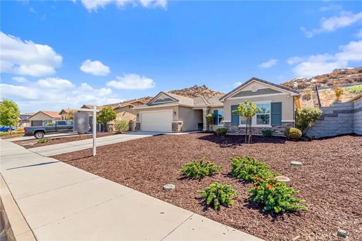 27837 Calle Talavera, Menifee, California 92585 — photo 4