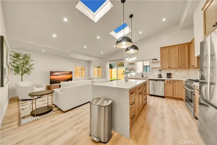 15331 Lemay Street, Van Nuys, California 91406 — photo 4