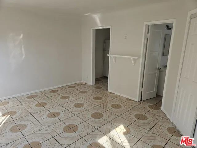 2226 Zoe Avenue C, Huntington Park, California 90255 — photo 4