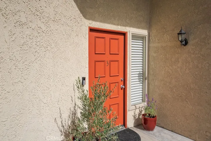 1881 Alpha Road 3, Glendale, California 91208 — photo 4