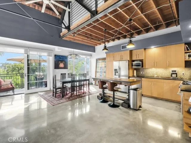 1100 E 3rd 204, Long Beach, California 90802 — photo 5