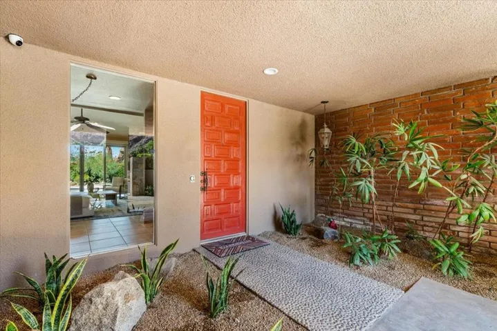 05-1550 E Murray Canyon Dr-39