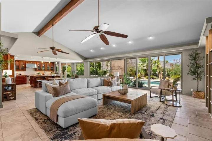 08-1550 E Murray Canyon Dr-46