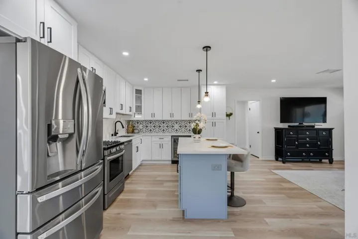 16731 Acena Drive, San Diego, California 92128 — photo 5