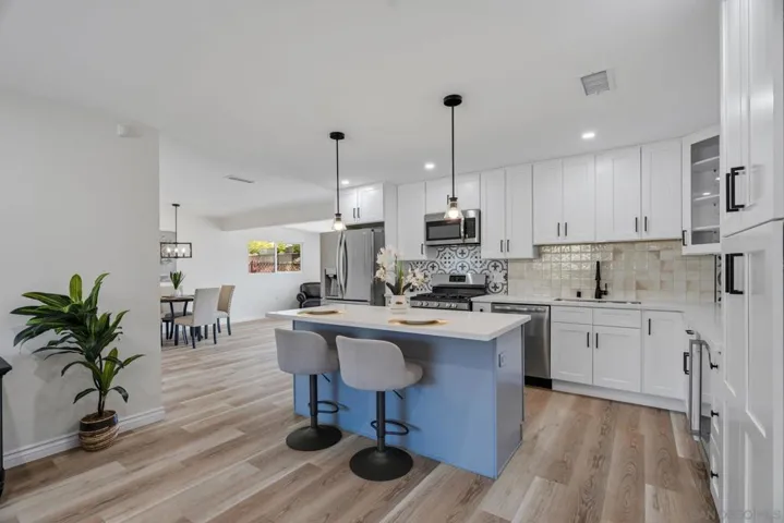 16731 Acena Drive, San Diego, California 92128 — photo 4