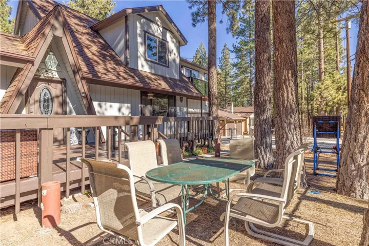 565 Ridgeside, Big Bear City, California 92314 — photo 4