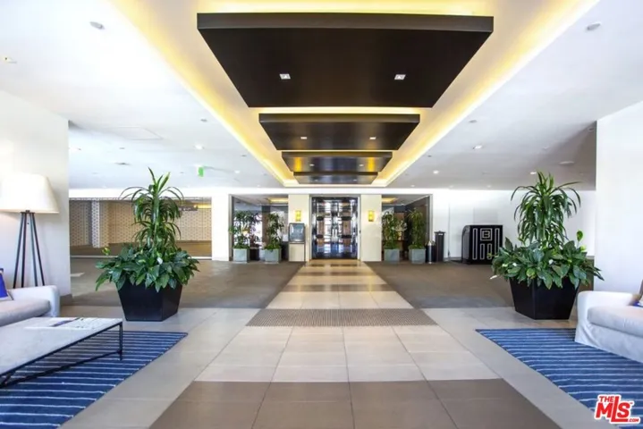 8500 Burton Way 606, Los Angeles, California 90048 — photo 4