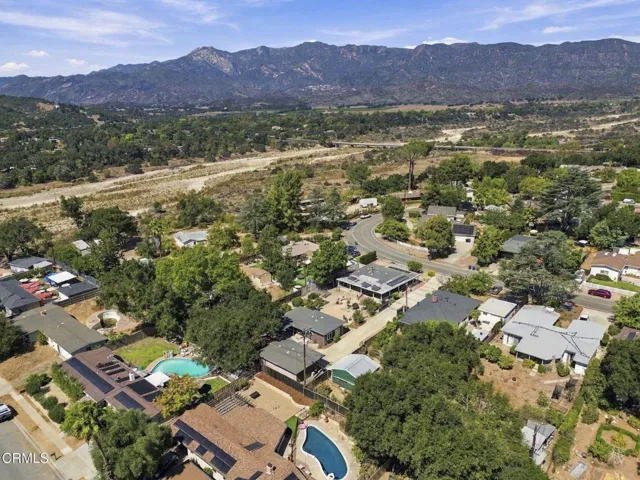 42 74-web-or-mls-DJI_008