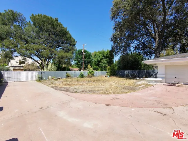23460 Hatteras Street, Woodland Hills, California 91367 — photo 4
