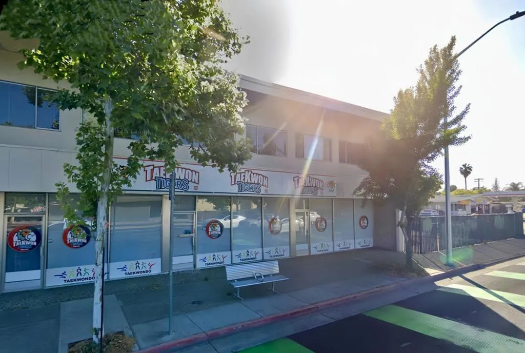 3567 El Camino Real